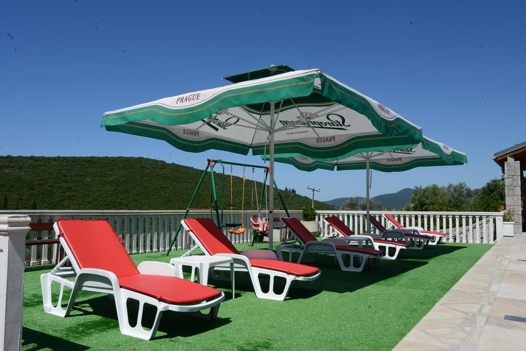 Apartments Vila Lazarevic Tivat Exterior photo