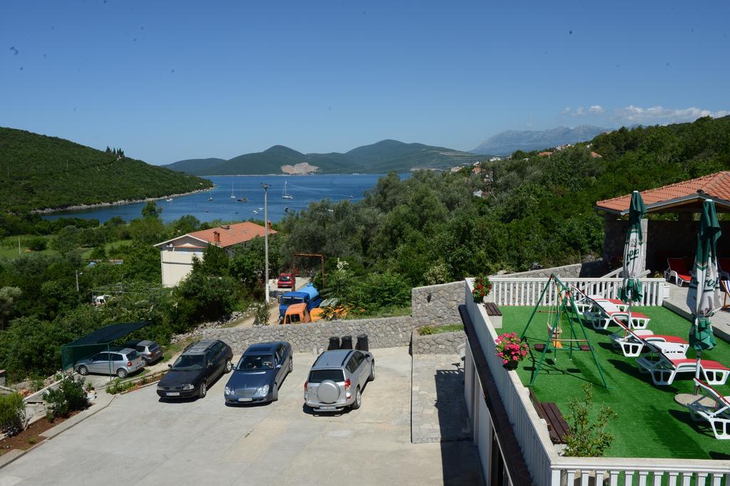 Apartments Vila Lazarevic Tivat Exterior photo