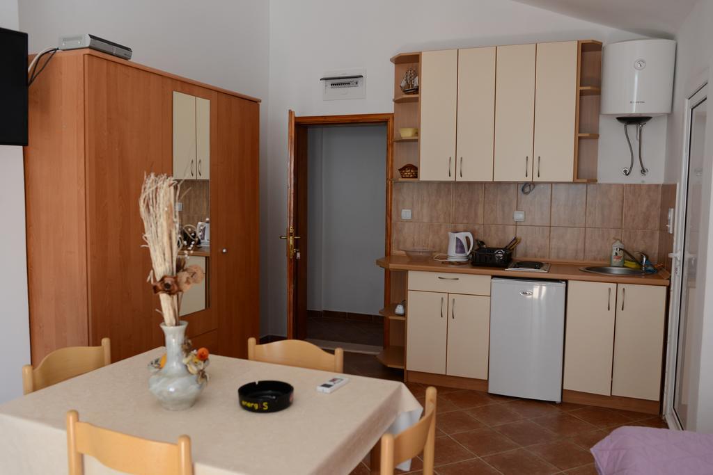 Apartments Vila Lazarevic Tivat Room photo