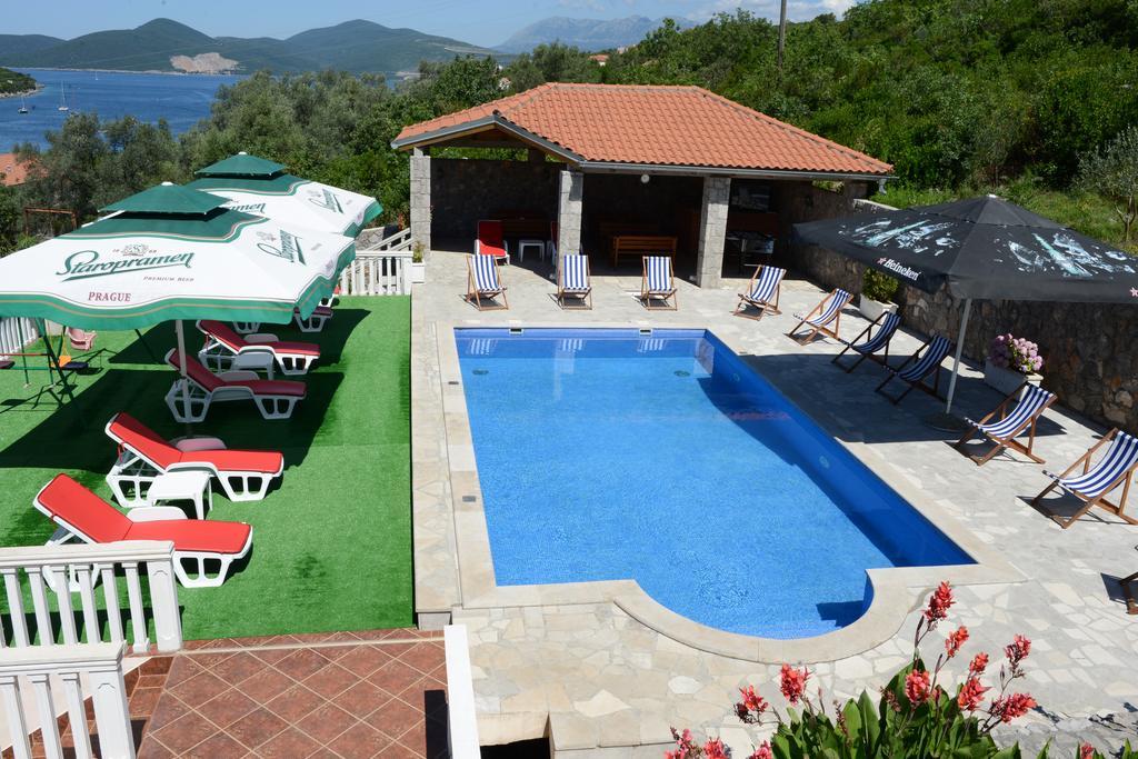 Apartments Vila Lazarevic Tivat Exterior photo