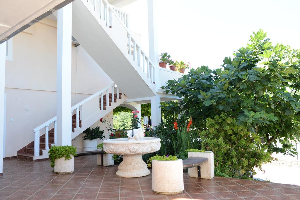 Apartments Vila Lazarevic Tivat Exterior photo